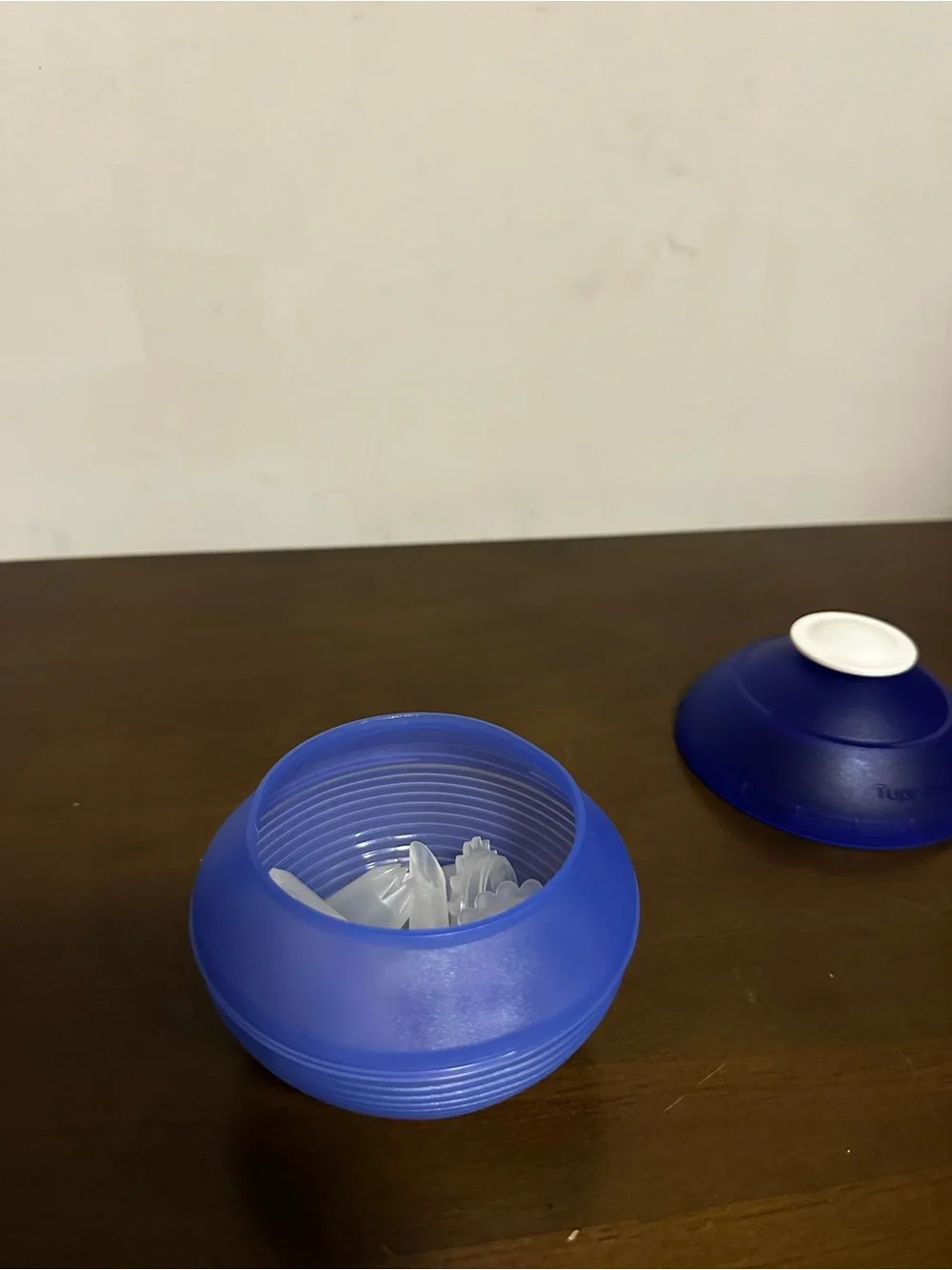 Tupperware Gourmet Decorator